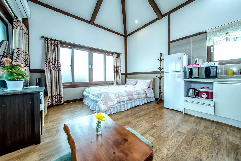 Vila Jeju Myung House Sogüpcho Exteriér fotografie
